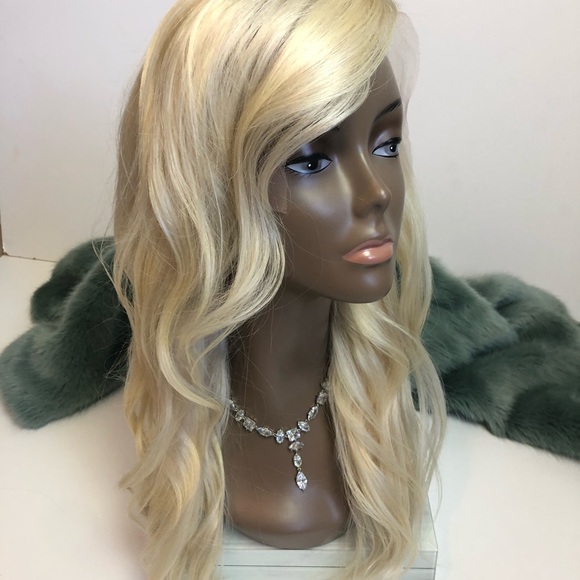 Blonde lace front 100% human hair wig - Picture 2 of 4